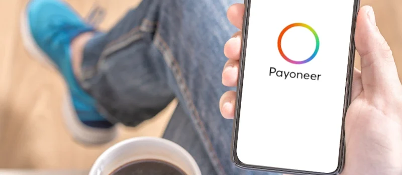 a person scrolling through his Payoneer account