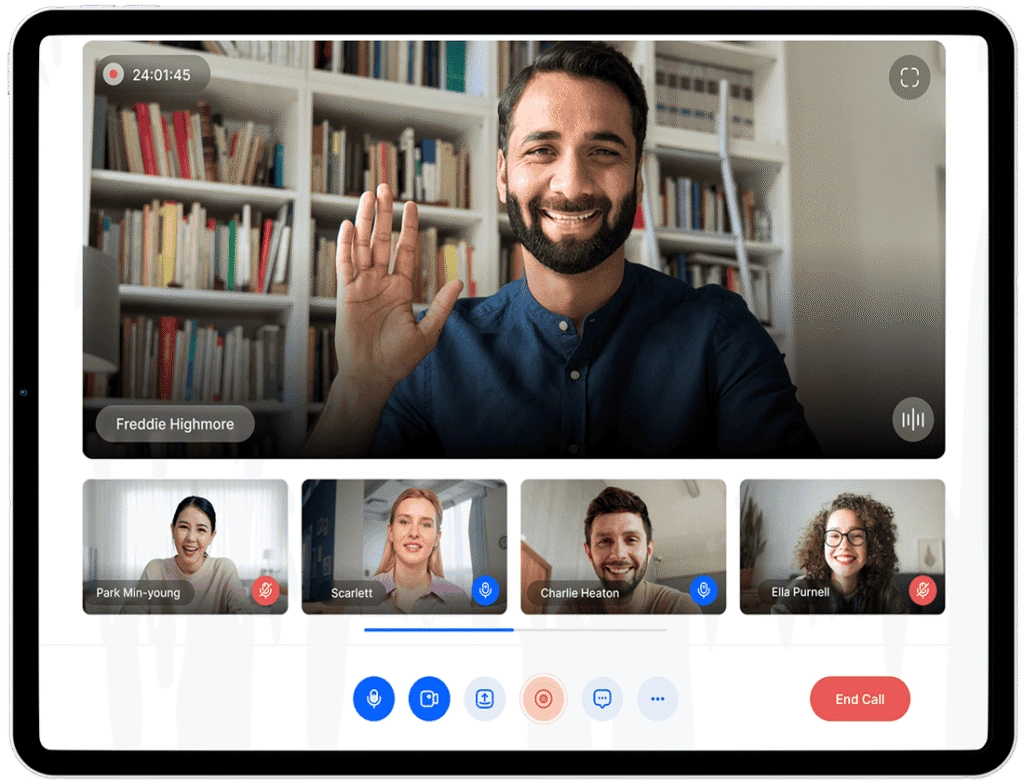 Virtual assistant training online with five participants